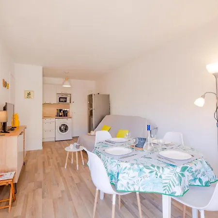 Regina-13 By Interhome *