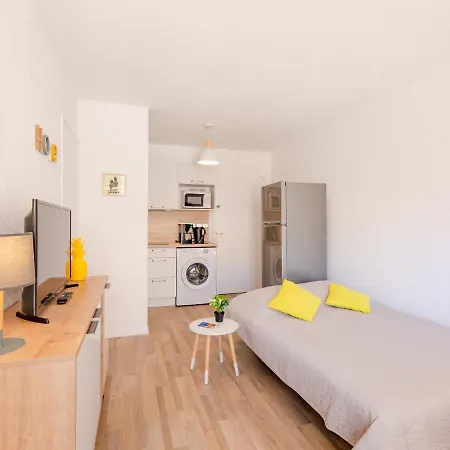 Regina-13 By Interhome *